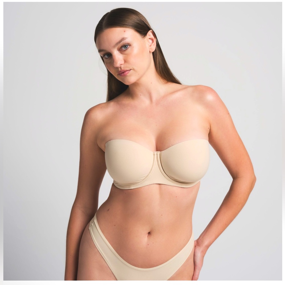 NWT SKIMS Fits Everybody Underwire Strapless Bra White MARBLE 46DDD